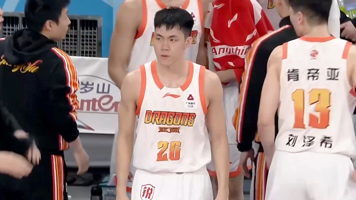 开云体育官方入口-太励志了！打了6年NBL，成功当选CBA探花，新秀年就成全明星首发